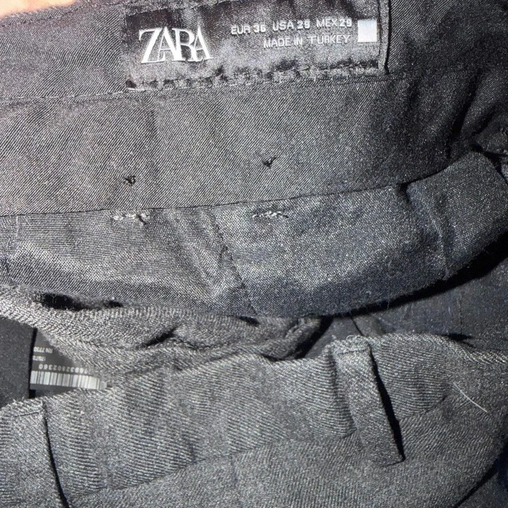 Zara gray pleated pants